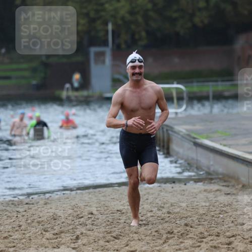 13.09.2026 - Stadtparktriathlon Mo-Foto http://msf.ph/oto/10246138 13.09.2026 12:34:47 Schwimmen 1284, 1304 meine-sportfotos.de