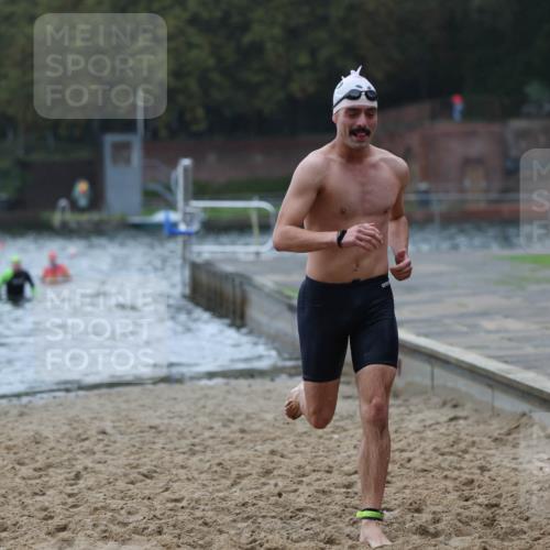 13.09.2026 - Stadtparktriathlon Mo-Foto http://msf.ph/oto/10246144 13.09.2026 12:34:48 Schwimmen 1284, 1304 meine-sportfotos.de