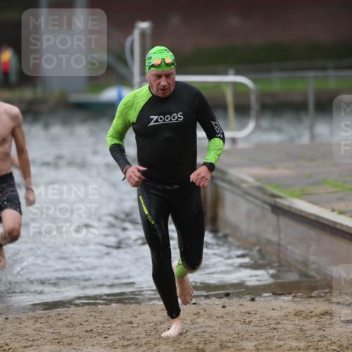 13.09.2026 - Stadtparktriathlon Mo-Foto http://msf.ph/oto/10246158 13.09.2026 12:35:01 Schwimmen 1210, 1239, 1253, 1290, 1292, 1303 meine-sportfotos.de