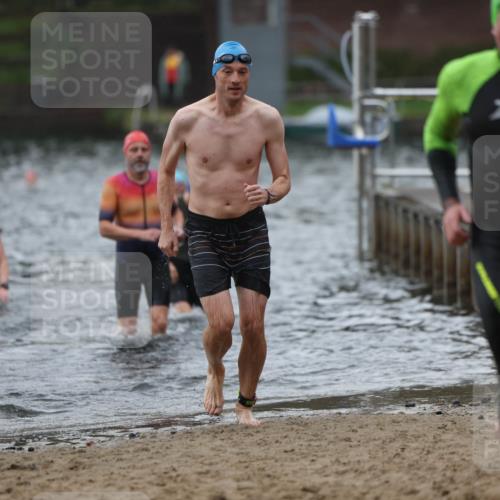 13.09.2026 - Stadtparktriathlon Mo-Foto http://msf.ph/oto/10246161 13.09.2026 12:35:02 Schwimmen 1210, 1239, 1253, 1290, 1292, 1303 meine-sportfotos.de