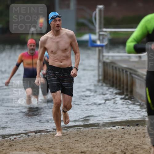 13.09.2026 - Stadtparktriathlon Mo-Foto http://msf.ph/oto/10246163 13.09.2026 12:35:03 Schwimmen 1210, 1239, 1253, 1258, 1290, 1292, 1303 meine-sportfotos.de