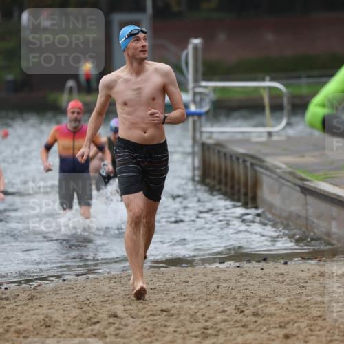 13.09.2026 - Stadtparktriathlon Mo-Foto http://msf.ph/oto/10246166 13.09.2026 12:35:03 Schwimmen 1210, 1239, 1253, 1258, 1290, 1292, 1303 meine-sportfotos.de