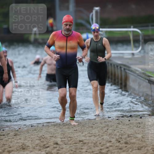 13.09.2026 - Stadtparktriathlon Mo-Foto http://msf.ph/oto/10246179 13.09.2026 12:35:08 Schwimmen 1210, 1239, 1253, 1257, 1258, 1290, 1292, 1303 meine-sportfotos.de