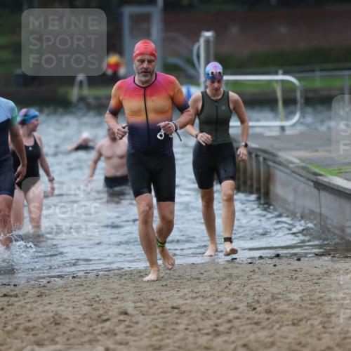 13.09.2026 - Stadtparktriathlon Mo-Foto http://msf.ph/oto/10246180 13.09.2026 12:35:08 Schwimmen 1210, 1239, 1253, 1257, 1258, 1290, 1292, 1303 meine-sportfotos.de
