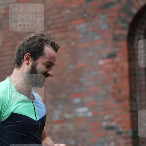 13.09.2026 - Stadtparktriathlon Mo-Foto http://msf.ph/oto/10246215 13.09.2026 12:35:17 Schwimmen 1210, 1239, 1257, 1258, 1289, 1290, 1292 meine-sportfotos.de
