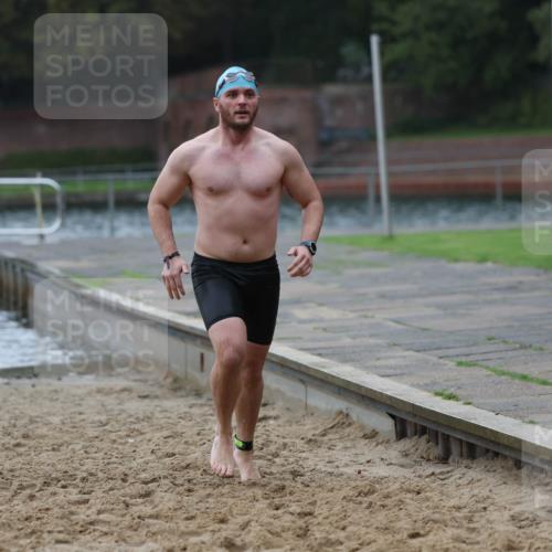 13.09.2026 - Stadtparktriathlon Mo-Foto http://msf.ph/oto/10246223 13.09.2026 12:35:20 Schwimmen 1219, 1257, 1258, 1289 meine-sportfotos.de