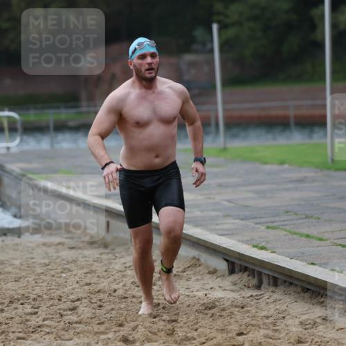 13.09.2026 - Stadtparktriathlon Mo-Foto http://msf.ph/oto/10246225 13.09.2026 12:35:20 Schwimmen 1219, 1257, 1258, 1289 meine-sportfotos.de