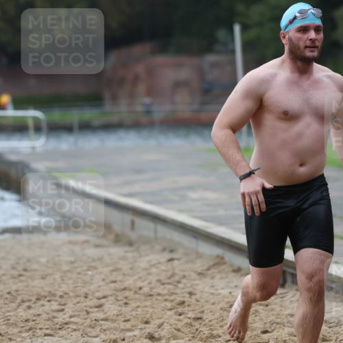 13.09.2026 - Stadtparktriathlon Mo-Foto http://msf.ph/oto/10246230 13.09.2026 12:35:21 Schwimmen 1209, 1219, 1257, 1258, 1289 meine-sportfotos.de
