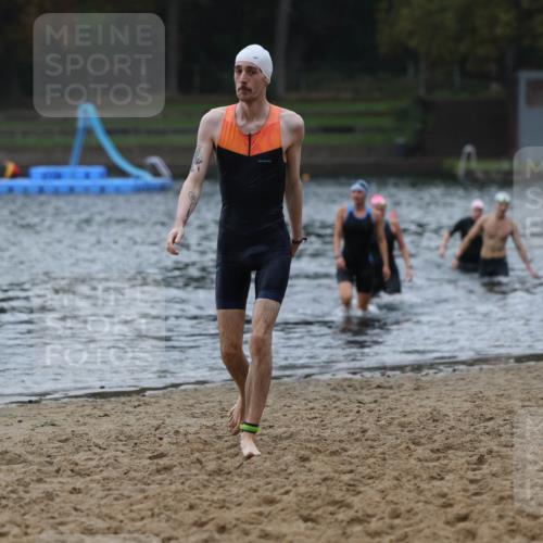 13.09.2026 - Stadtparktriathlon Mo-Foto http://msf.ph/oto/10246231 13.09.2026 12:35:23 Schwimmen 1209, 1219, 1257, 1289 meine-sportfotos.de