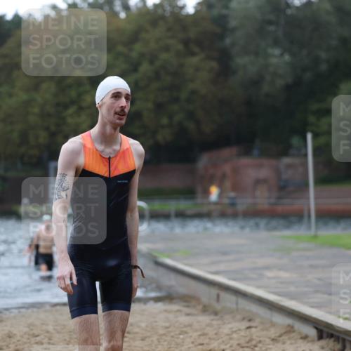 13.09.2026 - Stadtparktriathlon Mo-Foto http://msf.ph/oto/10246245 13.09.2026 12:35:27 Schwimmen 1209, 1211, 1219, 1289 meine-sportfotos.de