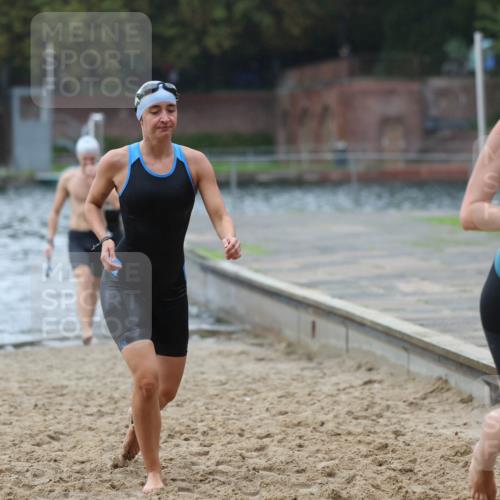 13.09.2026 - Stadtparktriathlon Mo-Foto http://msf.ph/oto/10246266 13.09.2026 12:35:34 Schwimmen 1199, 1209, 1211, 1219 meine-sportfotos.de
