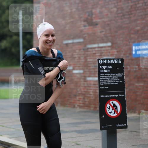 13.09.2026 - Stadtparktriathlon Mo-Foto http://msf.ph/oto/10246310 13.09.2026 12:35:45 Schwimmen 1199, 1211 meine-sportfotos.de