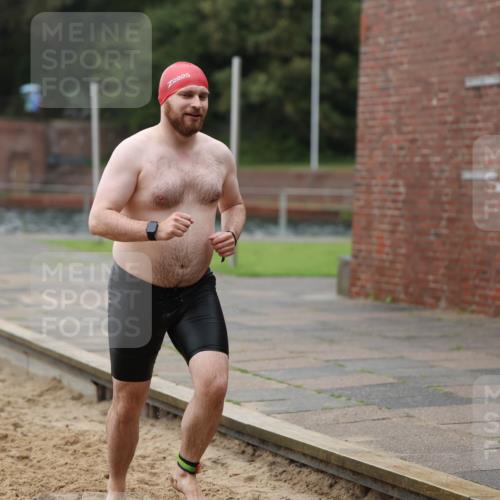 13.09.2026 - Stadtparktriathlon Mo-Foto http://msf.ph/oto/10246333 13.09.2026 12:36:04 Schwimmen 1230 meine-sportfotos.de