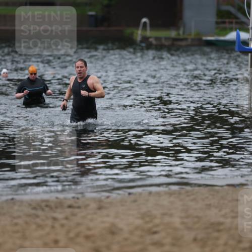 13.09.2026 - Stadtparktriathlon Mo-Foto http://msf.ph/oto/10246341 13.09.2026 12:36:54 Schwimmen 1218 meine-sportfotos.de