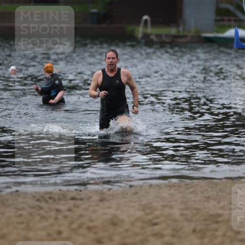 13.09.2026 - Stadtparktriathlon Mo-Foto http://msf.ph/oto/10246345 13.09.2026 12:36:56 Schwimmen 1218 meine-sportfotos.de