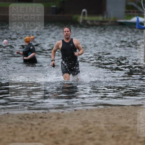 13.09.2026 - Stadtparktriathlon Mo-Foto http://msf.ph/oto/10246350 13.09.2026 12:36:57 Schwimmen 1218 meine-sportfotos.de