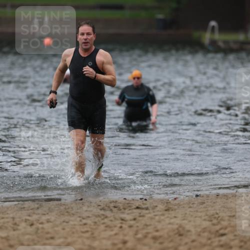 13.09.2026 - Stadtparktriathlon Mo-Foto http://msf.ph/oto/10246369 13.09.2026 12:37:00 Schwimmen 1218 meine-sportfotos.de