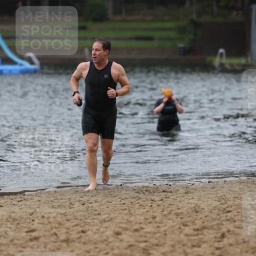 13.09.2026 - Stadtparktriathlon Mo-Foto http://msf.ph/oto/10246378 13.09.2026 12:37:02 Schwimmen 1218 meine-sportfotos.de