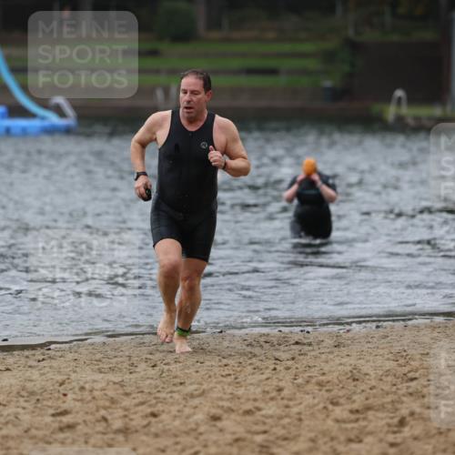 13.09.2026 - Stadtparktriathlon Mo-Foto http://msf.ph/oto/10246381 13.09.2026 12:37:02 Schwimmen 1218 meine-sportfotos.de