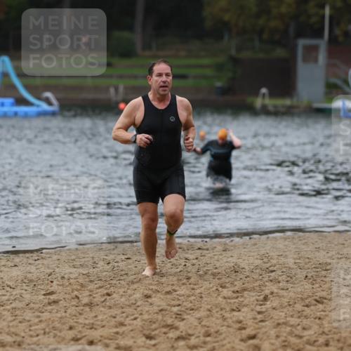 13.09.2026 - Stadtparktriathlon Mo-Foto http://msf.ph/oto/10246386 13.09.2026 12:37:04 Schwimmen 1218, 1237 meine-sportfotos.de