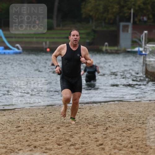 13.09.2026 - Stadtparktriathlon Mo-Foto http://msf.ph/oto/10246388 13.09.2026 12:37:04 Schwimmen 1218, 1237 meine-sportfotos.de