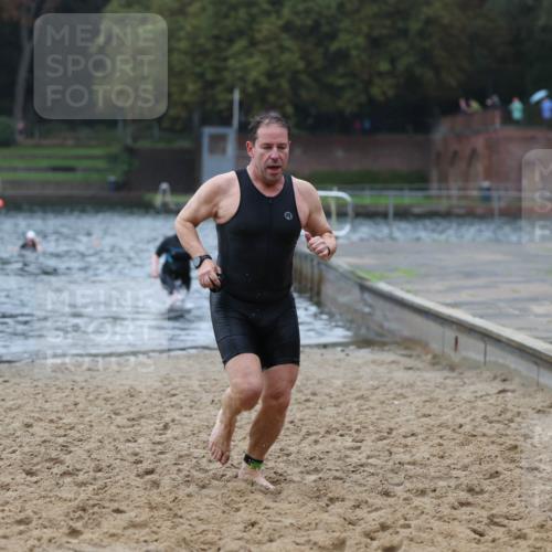 13.09.2026 - Stadtparktriathlon Mo-Foto http://msf.ph/oto/10246396 13.09.2026 12:37:05 Schwimmen 1218, 1237 meine-sportfotos.de