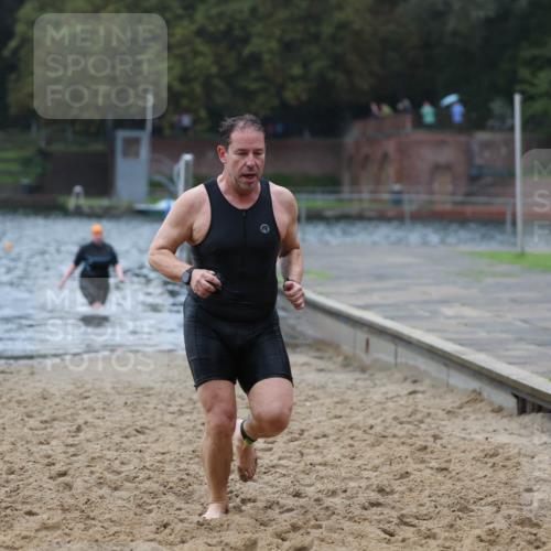 13.09.2026 - Stadtparktriathlon Mo-Foto http://msf.ph/oto/10246398 13.09.2026 12:37:06 Schwimmen 1218, 1237 meine-sportfotos.de