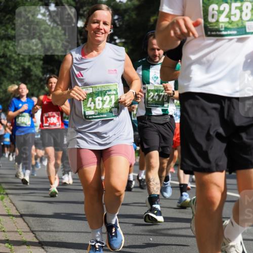 13.09.2026 - 21. swb-Marathon Bremen TobiasT http://msf.ph/oto/10246424 13.09.2026 12:01:24 Laufen 5501, 390, 4621, 21, 026, 2478, 6258 meine-sportfotos.de