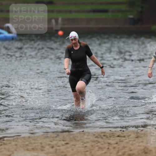 13.09.2026 - Stadtparktriathlon Mo-Foto http://msf.ph/oto/10246456 13.09.2026 12:37:30 Schwimmen 1212, 1261 meine-sportfotos.de