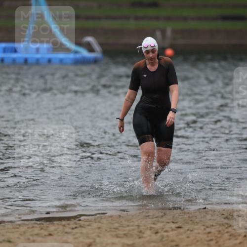 13.09.2026 - Stadtparktriathlon Mo-Foto http://msf.ph/oto/10246464 13.09.2026 12:37:33 Schwimmen 1212, 1261 meine-sportfotos.de