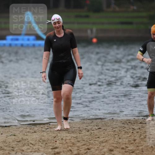 13.09.2026 - Stadtparktriathlon Mo-Foto http://msf.ph/oto/10246470 13.09.2026 12:37:36 Schwimmen 1212, 1261 meine-sportfotos.de
