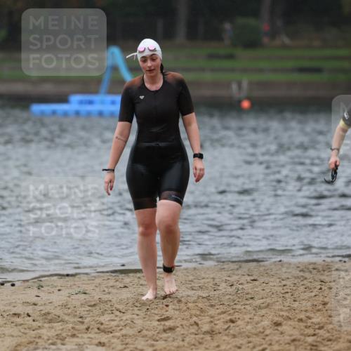 13.09.2026 - Stadtparktriathlon Mo-Foto http://msf.ph/oto/10246477 13.09.2026 12:37:37 Schwimmen 1212, 1261 meine-sportfotos.de