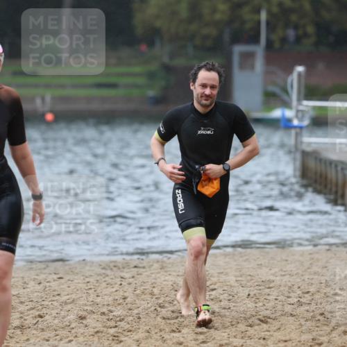 13.09.2026 - Stadtparktriathlon Mo-Foto http://msf.ph/oto/10246490 13.09.2026 12:37:39 Schwimmen 1212, 1261 meine-sportfotos.de