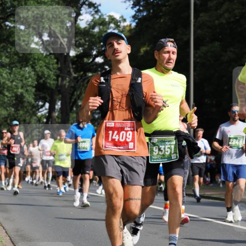 13.09.2026 - 21. swb-Marathon Bremen TobiasT http://msf.ph/oto/10246498 13.09.2026 12:01:39 Laufen 1409, 9351, 2846 meine-sportfotos.de