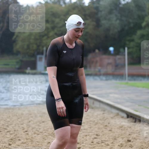 13.09.2026 - Stadtparktriathlon Mo-Foto http://msf.ph/oto/10246503 13.09.2026 12:37:43 Schwimmen 1212, 1261 meine-sportfotos.de