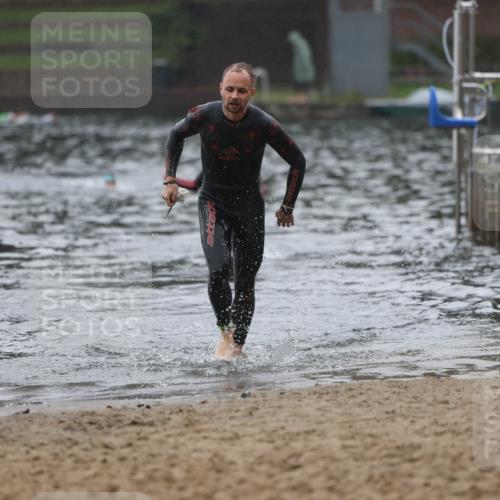 13.09.2026 - Stadtparktriathlon Mo-Foto http://msf.ph/oto/10246516 13.09.2026 12:49:42 Schwimmen 1400, 1405 meine-sportfotos.de