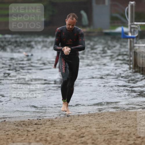 13.09.2026 - Stadtparktriathlon Mo-Foto http://msf.ph/oto/10246520 13.09.2026 12:49:42 Schwimmen 1400, 1405 meine-sportfotos.de