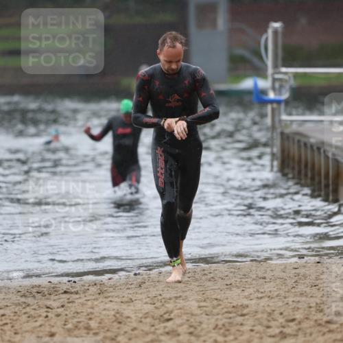13.09.2026 - Stadtparktriathlon Mo-Foto http://msf.ph/oto/10246522 13.09.2026 12:49:43 Schwimmen 1400, 1405 meine-sportfotos.de
