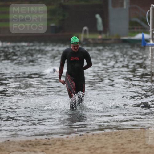 13.09.2026 - Stadtparktriathlon Mo-Foto http://msf.ph/oto/10246529 13.09.2026 12:49:47 Schwimmen 1400, 1405 meine-sportfotos.de