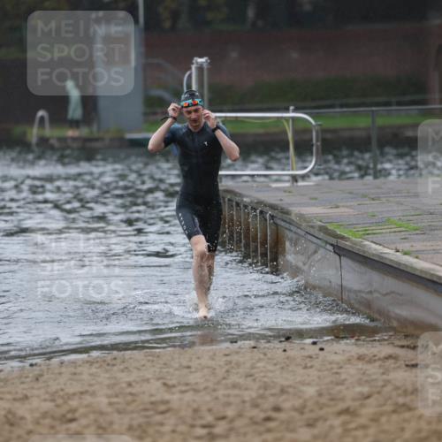 13.09.2026 - Stadtparktriathlon Mo-Foto http://msf.ph/oto/10246533 13.09.2026 12:50:04 Schwimmen 1376 meine-sportfotos.de