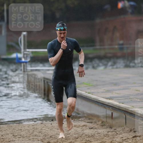13.09.2026 - Stadtparktriathlon Mo-Foto http://msf.ph/oto/10246539 13.09.2026 12:50:07 Schwimmen 1376 meine-sportfotos.de