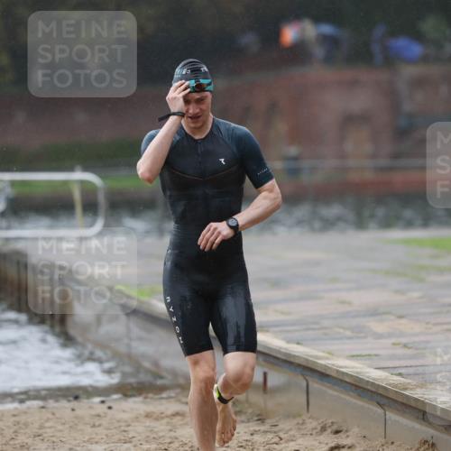13.09.2026 - Stadtparktriathlon Mo-Foto http://msf.ph/oto/10246545 13.09.2026 12:50:07 Schwimmen 1376 meine-sportfotos.de