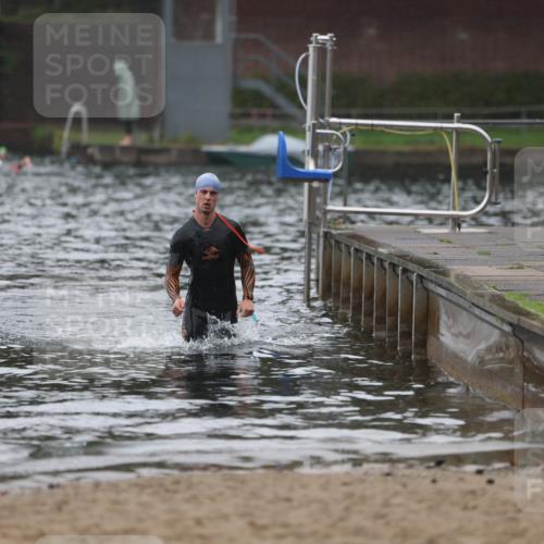 13.09.2026 - Stadtparktriathlon Mo-Foto http://msf.ph/oto/10246551 13.09.2026 12:50:47 Schwimmen 1366 meine-sportfotos.de