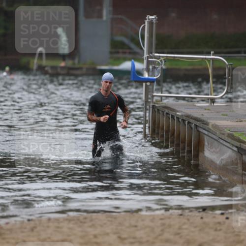 13.09.2026 - Stadtparktriathlon Mo-Foto http://msf.ph/oto/10246552 13.09.2026 12:50:47 Schwimmen 1366 meine-sportfotos.de