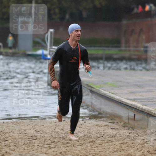 13.09.2026 - Stadtparktriathlon Mo-Foto http://msf.ph/oto/10246560 13.09.2026 12:50:54 Schwimmen 1366 meine-sportfotos.de