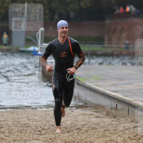 13.09.2026 - Stadtparktriathlon Mo-Foto http://msf.ph/oto/10246561 13.09.2026 12:50:54 Schwimmen 1366 meine-sportfotos.de