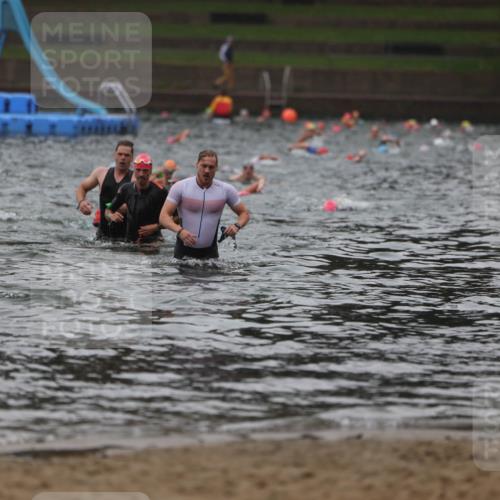 13.09.2026 - Stadtparktriathlon Mo-Foto http://msf.ph/oto/10246586 13.09.2026 12:51:10 Schwimmen 1427 meine-sportfotos.de