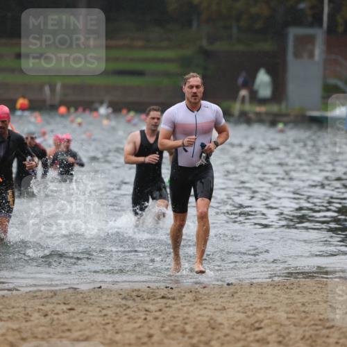 13.09.2026 - Stadtparktriathlon Mo-Foto http://msf.ph/oto/10246606 13.09.2026 12:51:19 Schwimmen 1386, 1392, 1407, 1426, 1427 meine-sportfotos.de