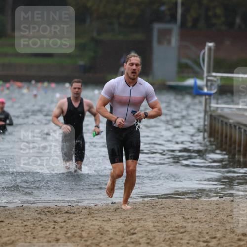 13.09.2026 - Stadtparktriathlon Mo-Foto http://msf.ph/oto/10246608 13.09.2026 12:51:20 Schwimmen 1386, 1392, 1407, 1426, 1427 meine-sportfotos.de