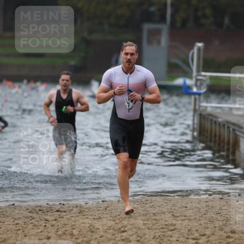 13.09.2026 - Stadtparktriathlon Mo-Foto http://msf.ph/oto/10246609 13.09.2026 12:51:21 Schwimmen 1386, 1392, 1407, 1426, 1427 meine-sportfotos.de